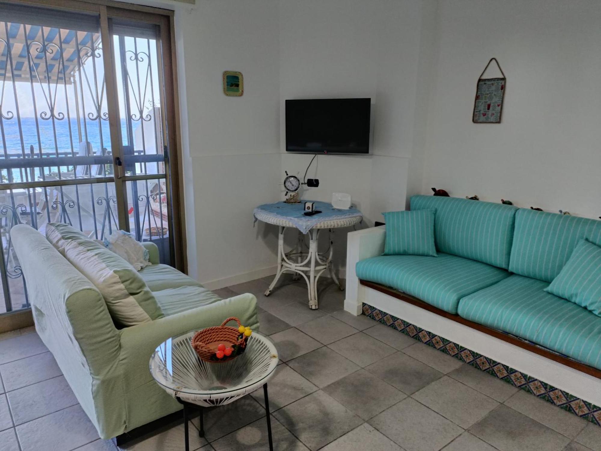 Casa Vacanze Margarita SantʼAlessio Siculo Buitenkant foto